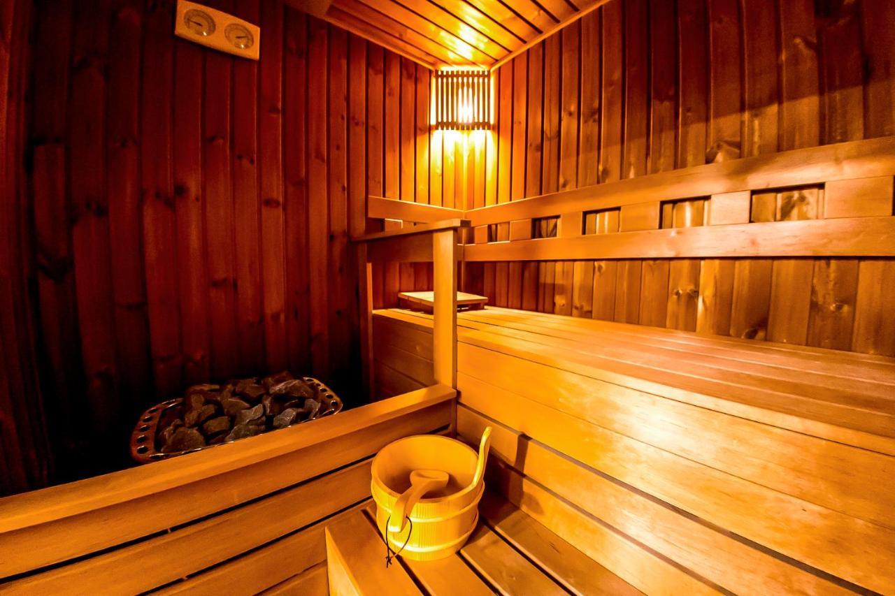Cvse Clubhaz Es Panzio Bed & Breakfast Cegled Ngoại thất bức ảnh